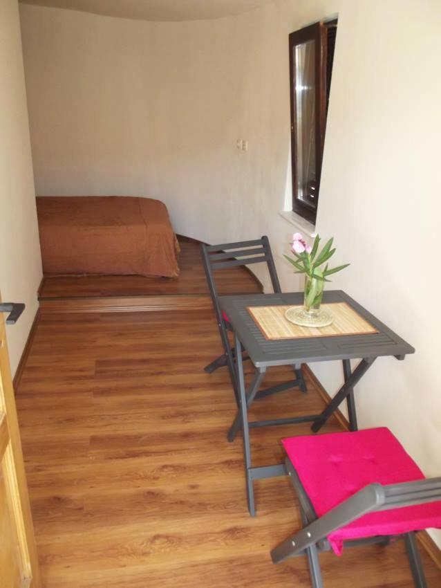 Apartmani Juliska Pirovac Exterior foto